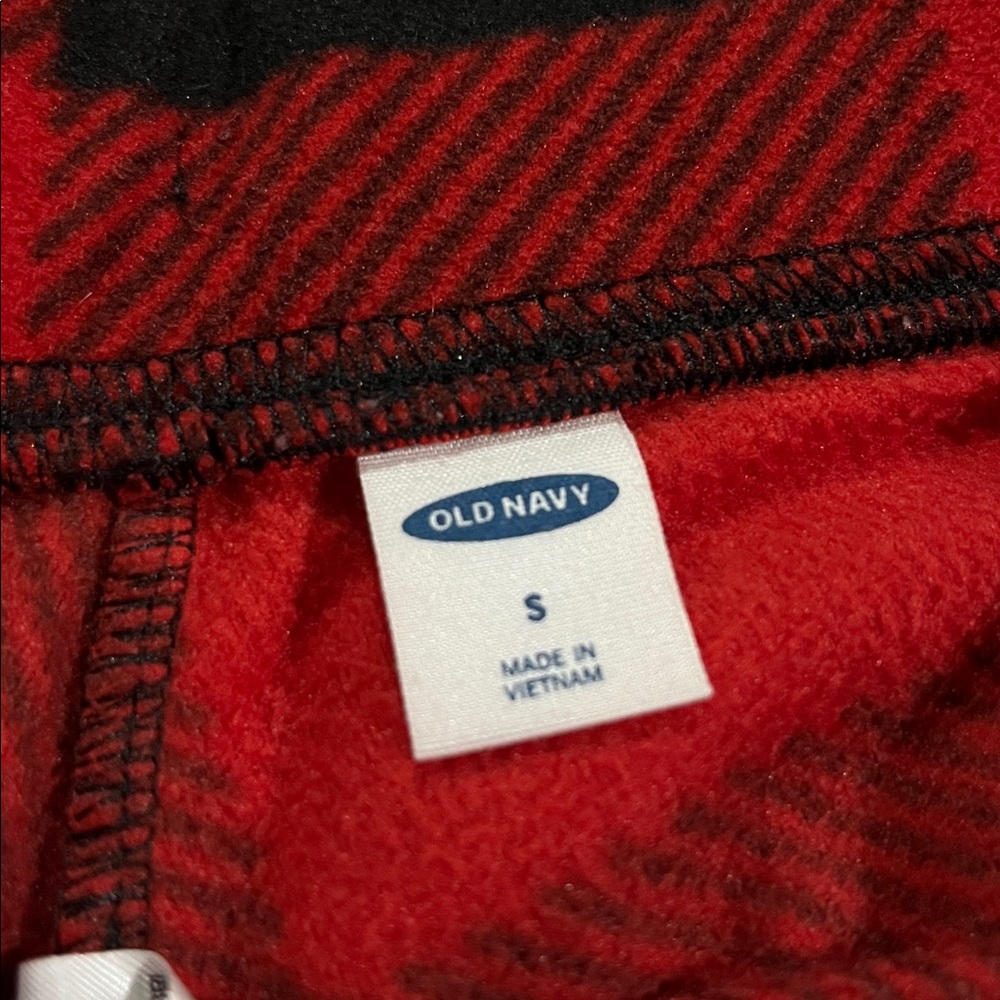 Old Navy Red and Black Plaid Pants - Picture 3 of 4